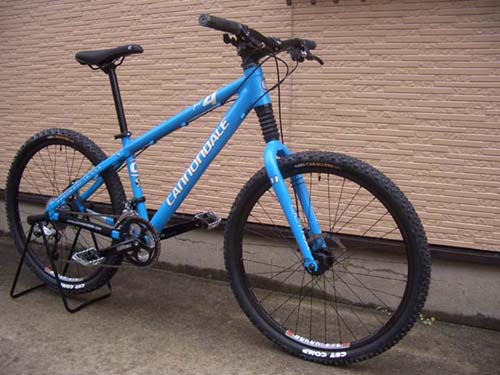 ０７'Ｃａｎｎｏｎｄａｌｅ Ｆ４ - 【新潟の自転車のプロショップ