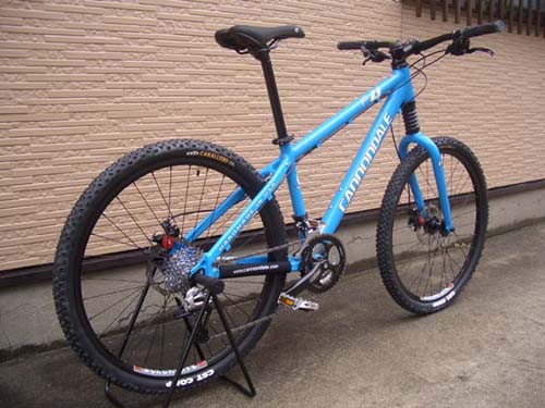 ０７'Ｃａｎｎｏｎｄａｌｅ Ｆ４ - 【新潟の自転車のプロショップ