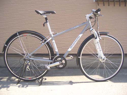 Bianchi Cielo クロスバイク 700C (要・メンテナンス品) Bianchi Cielo クロスバイク 700C (要・メンテナンス品