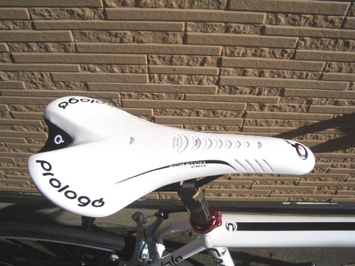 2011CAAD10-3WHT%20%EF%BD%BB%EF%BE%84%EF%BE%9E%EF%BE%99%E4%B8%8A.JPG
