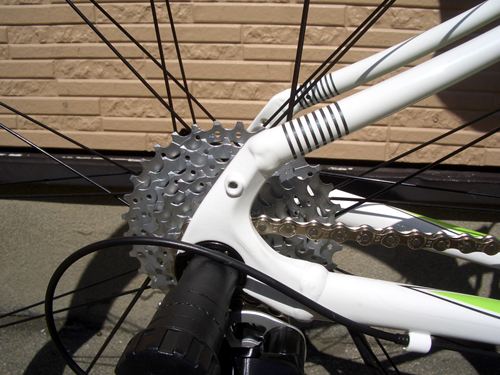 2012Ca%EF%BD%B8%EF%BD%B2%EF%BD%AF%EF%BD%B84WHT010.JPG
