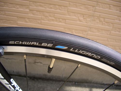 2012CaCAAD8BLK012.JPG