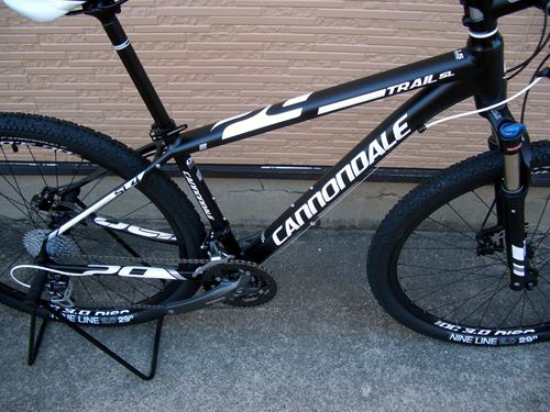 2013Ca%EF%BE%84%EF%BE%9A%EF%BD%B2%EF%BE%99SL29ER4BLK14.JPG
