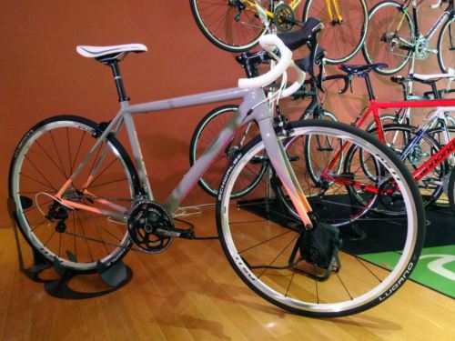 2015Cannondale%E5%B1%95%E7%A4%BA%E4%BC%9A025.JPG