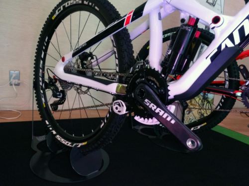 2015Cannondale%E5%B1%95%E7%A4%BA%E4%BC%9A341.JPG