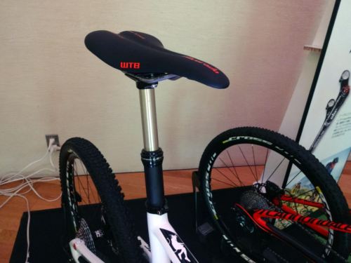 2015Cannondale%E5%B1%95%E7%A4%BA%E4%BC%9A343.JPG