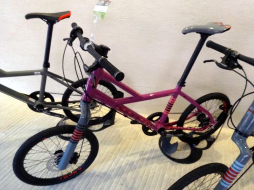 2015Cannondale%E5%B1%95%E7%A4%BA%E4%BC%9A377.JPG