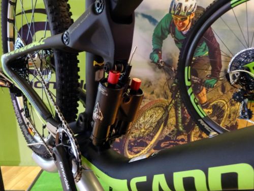 2015Cannondale%E5%B1%95%E7%A4%BA%E4%BC%9A390.JPG