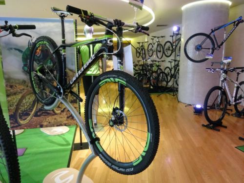2015Cannondale%E5%B1%95%E7%A4%BA%E4%BC%9A392.JPG