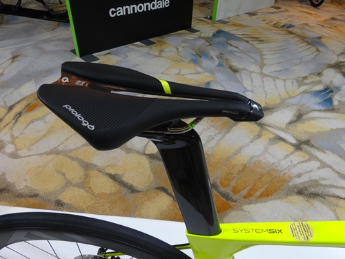 2019Cannondale%E5%B1%95%E7%A4%BA%E4%BC%9A007.JPG