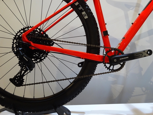 Cannondale マウンテンバイク 20インチ レッド　荒川区引取り Cannondale マウンテンバイク レッド - メルカリ