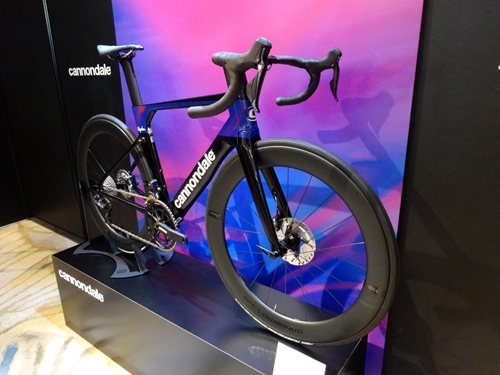 Cannondale シクロクロスバイク 青・黒 久しぶりにCAADXが入荷しました | キャノンデール横浜