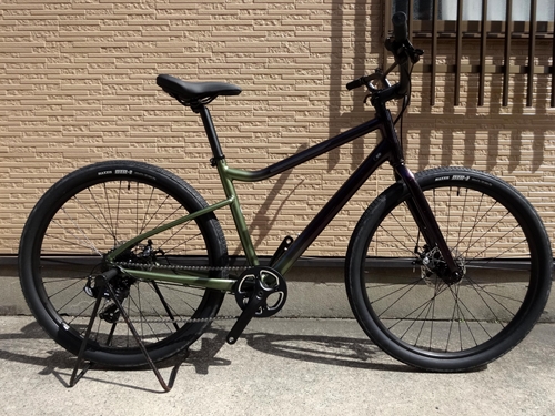  ２０２１’　Ｃａｎｎｏｎｄａｌｅ　Ｔｒｅａｄｗｅｌｌ　３　ＬＴＤ カラー／Rainbow　Trout - RBT サイズ／Ｍ 本体価格￥６５，０００ キャノンデールが送り出す新しいフィットネスバイク、『Ｔｒｅａｄｗｅｌｌ（トレッドウェル）』 はじめてのスポーツバイクだからといって、特別な準備は不要。とても軽くて快適だから格好良く街中を駆け抜けて欲しい。あなたの毎日に遊び心をプラスしてくれるはず。…[Posted at 21/03/17]