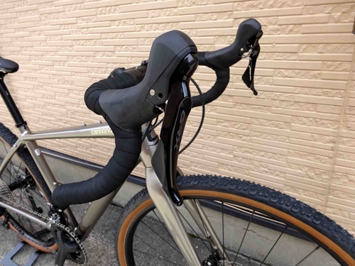 22%20TopstoneW2000.JPG
