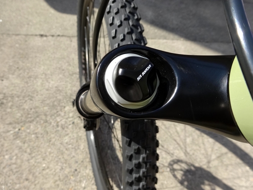 自転車本体 GT AVALANCHE Elite V2 2022' GT AVALANCHE Elite V2-(新潟の自転車のプロショップ-佐々木輪店)